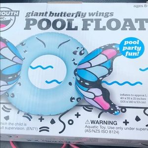 NEW Giant butterfly pool float